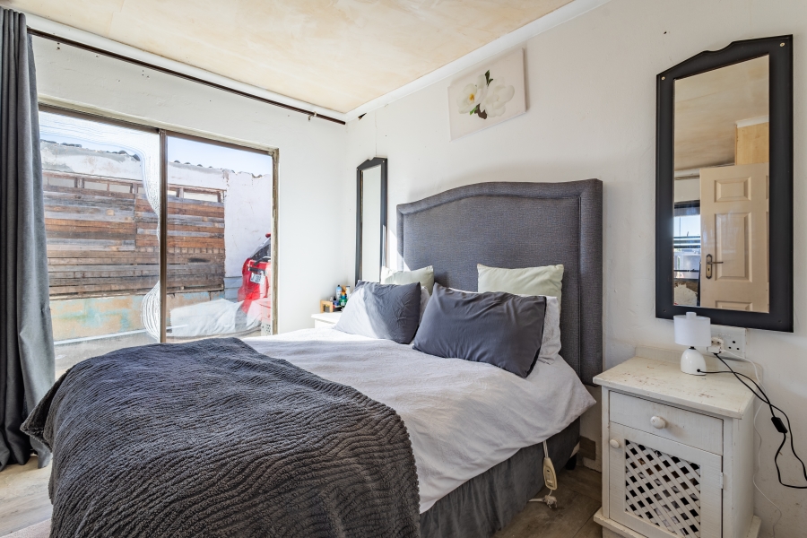 5 Bedroom Property for Sale in Kwanokuthula Township Western Cape